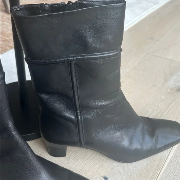 ANTONIO MELANI Black Leather Mid-Calf Heeled Boots - Picture 2 of 8